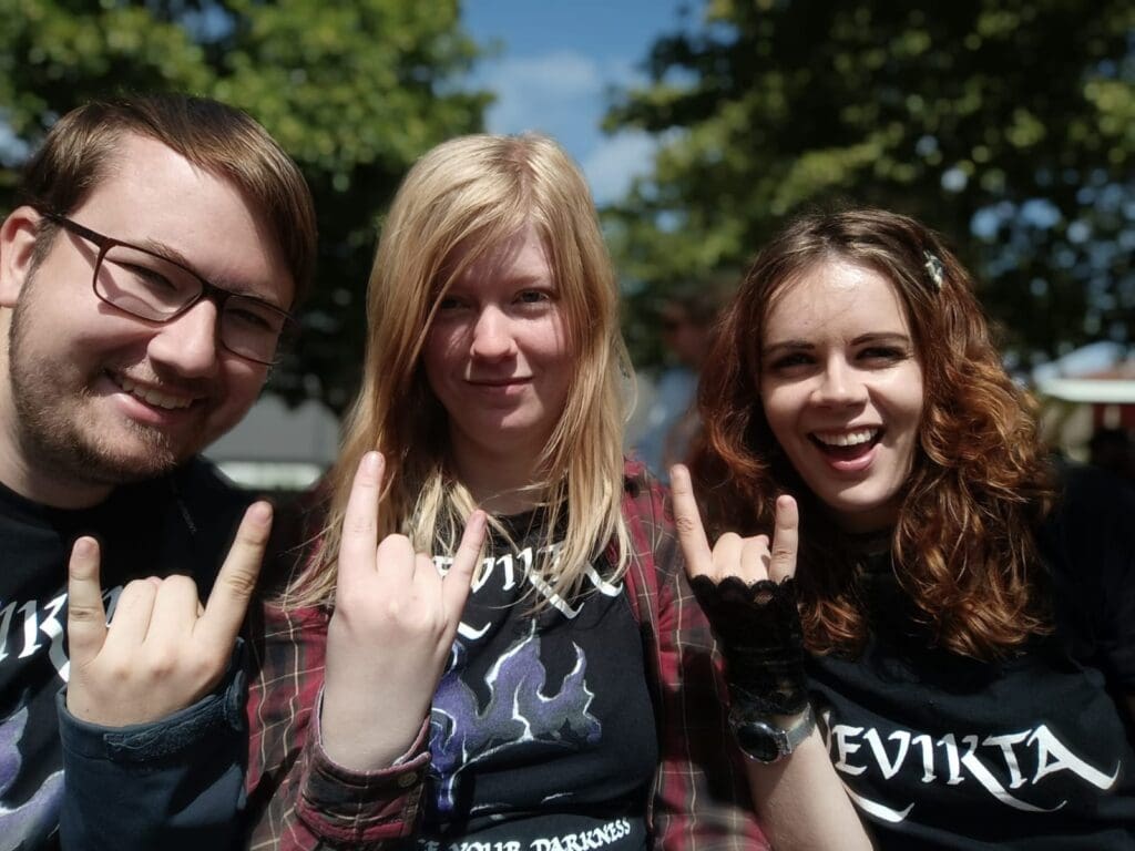 Vaste fan bij optredens van Levikta